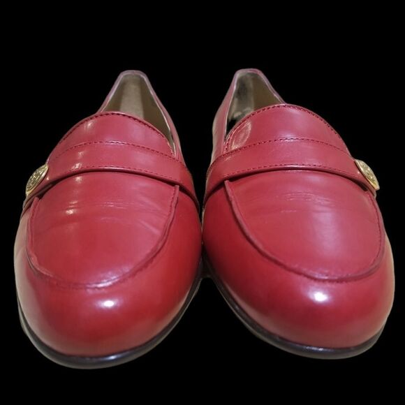 ⭐️ Etienne Aigner Red Leather Loafers with Gold Button Adornment sz 8N - Picture 4 of 10